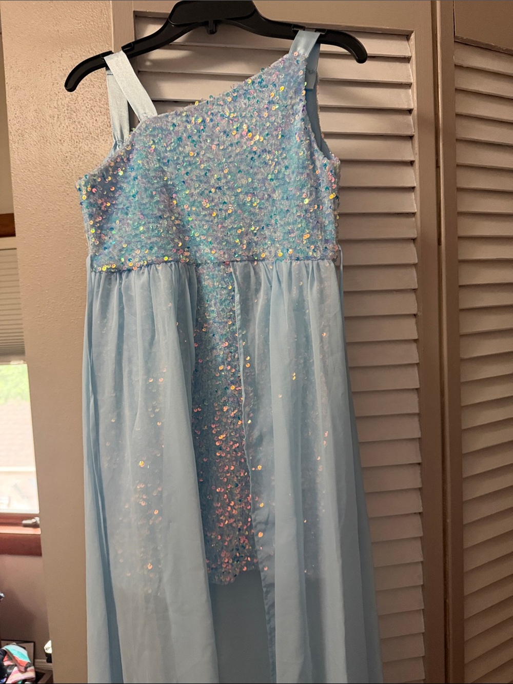Light Blue One-Shoulder Sequin Girls' Formal Dress